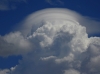 Cumulus congestus (Cu con) con Pileus (Pil)
